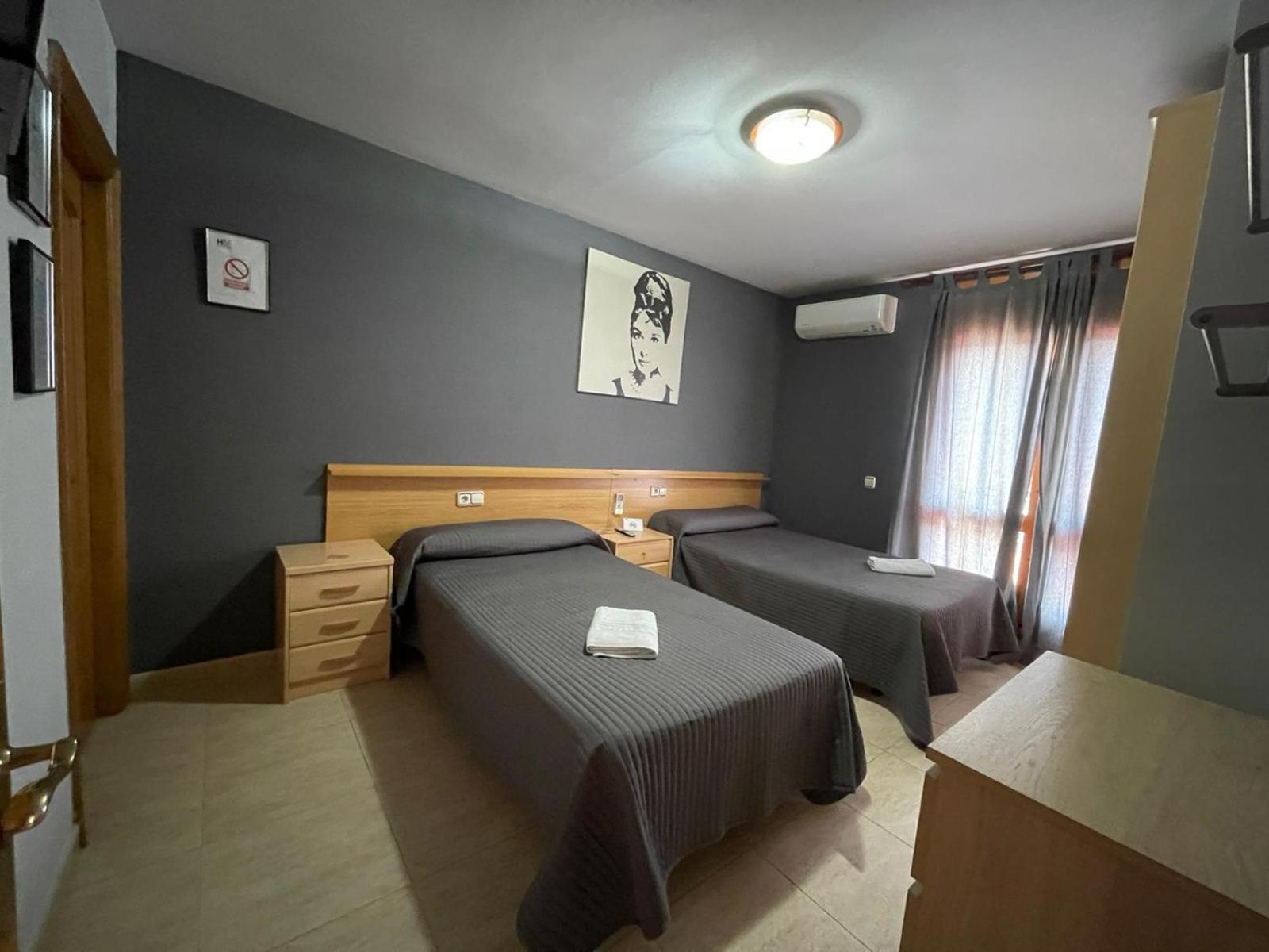 Hostal Del Carmen Terrassa Extérieur photo